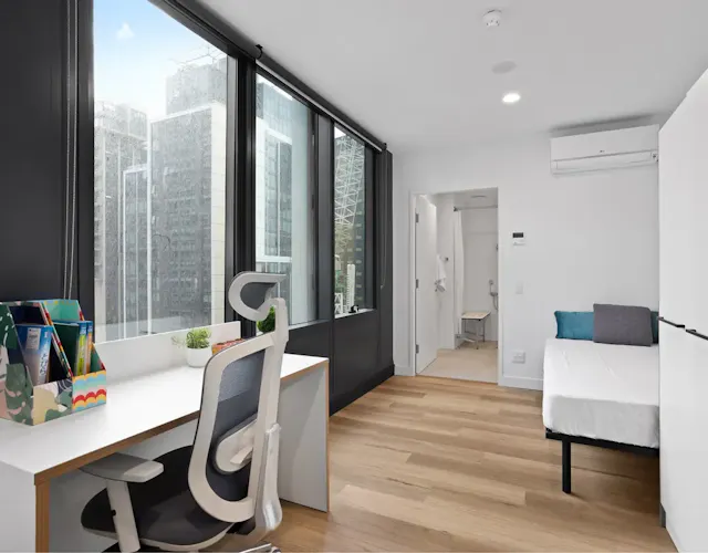 Private Studio Platinum room image 2