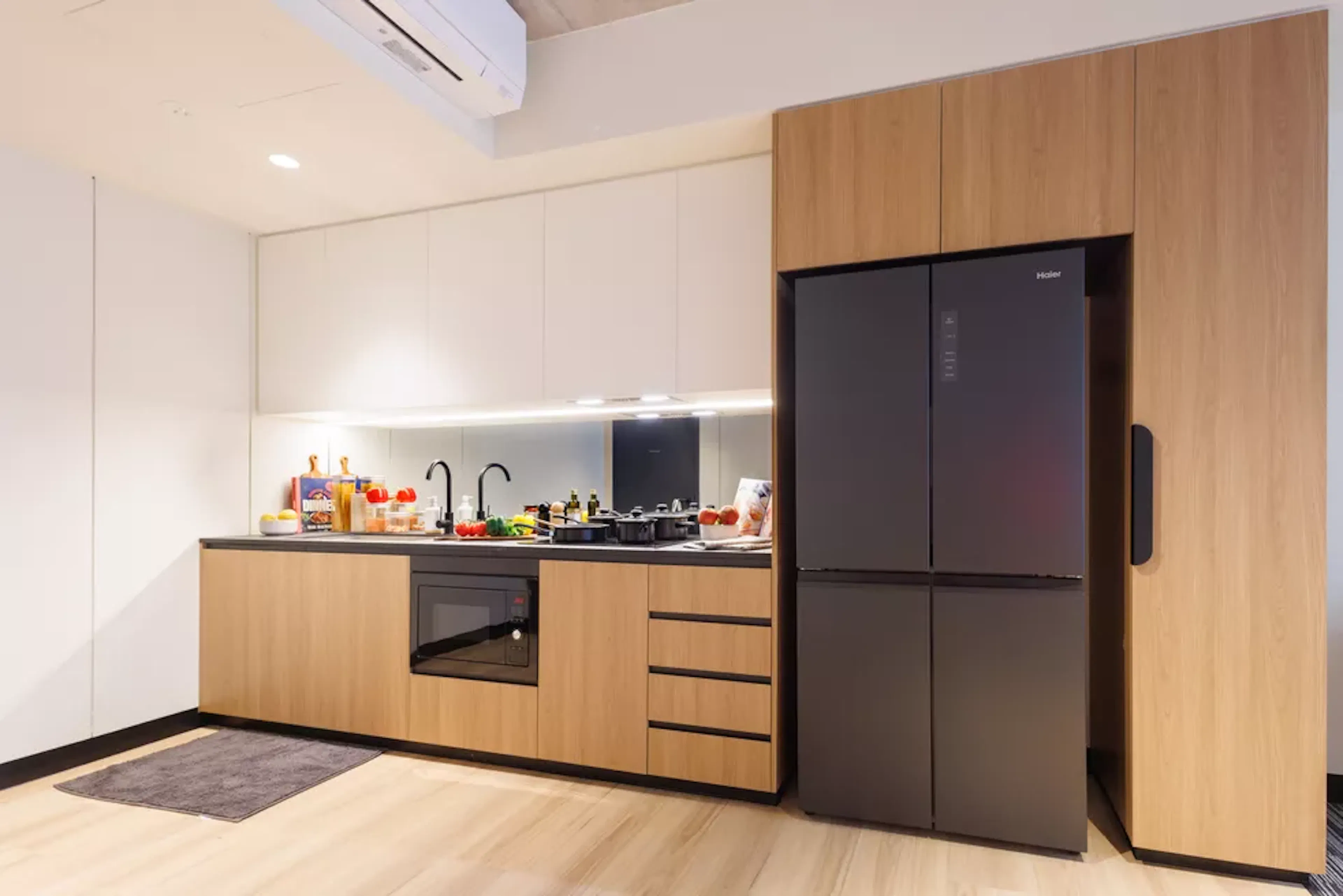 Quad 4 Bedroom Ensuite KITCHEN 2