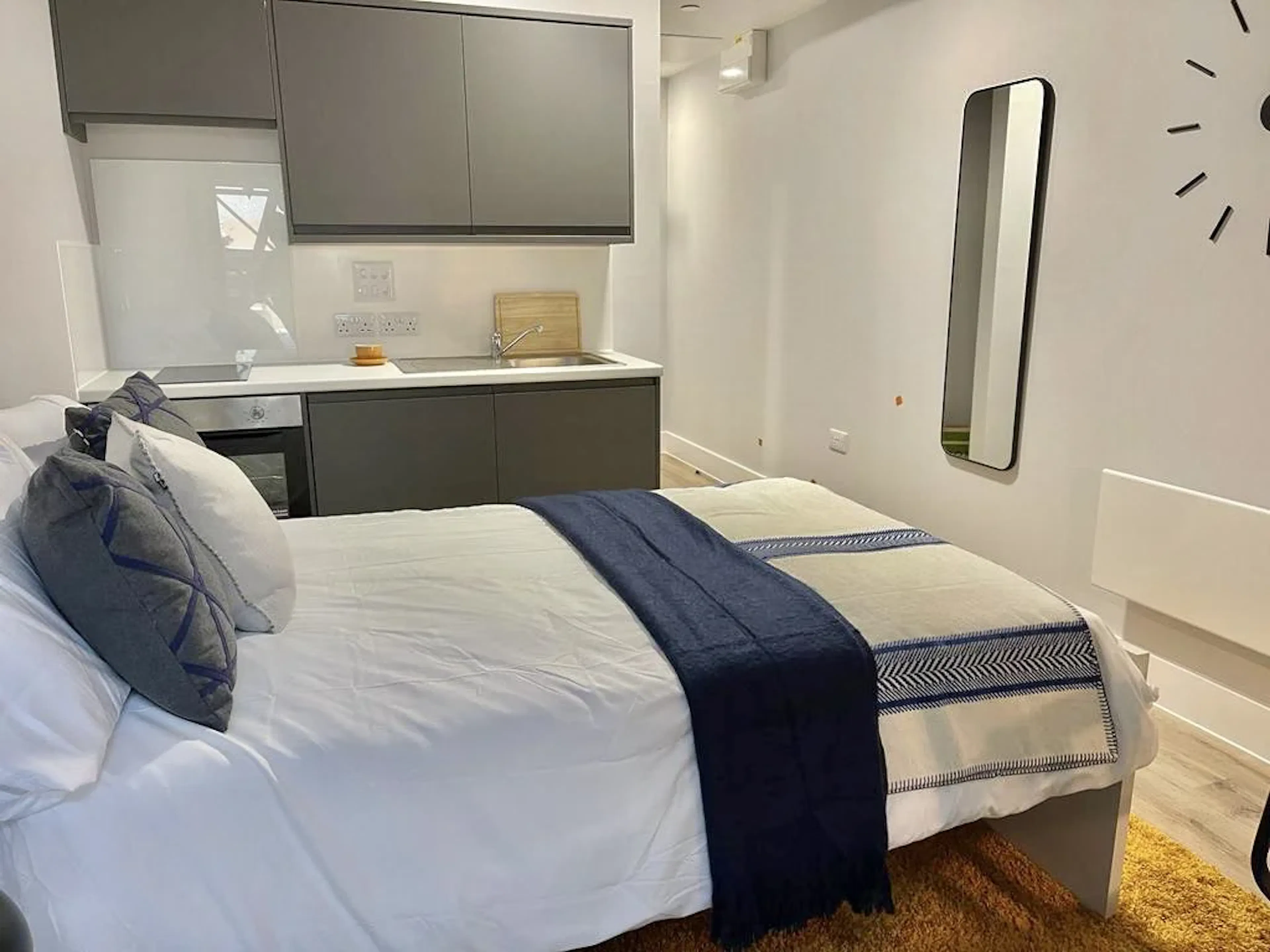 First Floor Studio (Inland View) ROOM 1