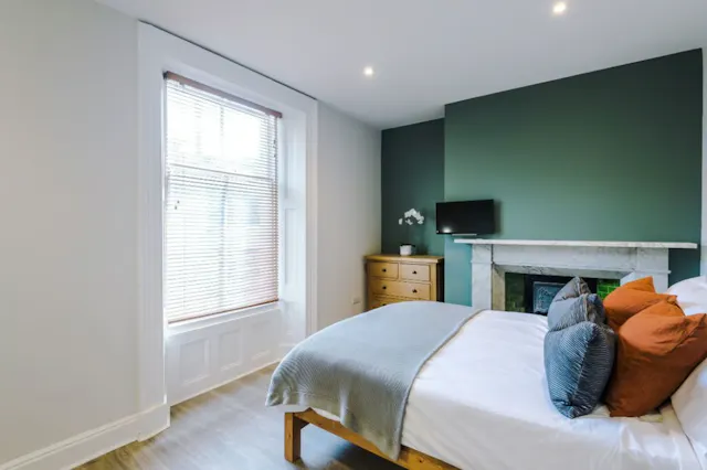 6 Bedroom Apartment room image 4