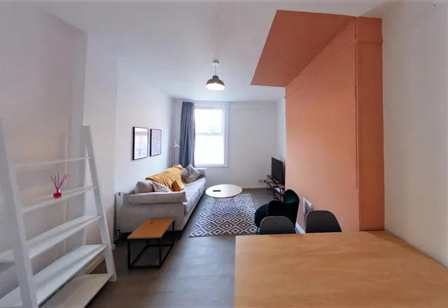4 Bedroom House room image 6