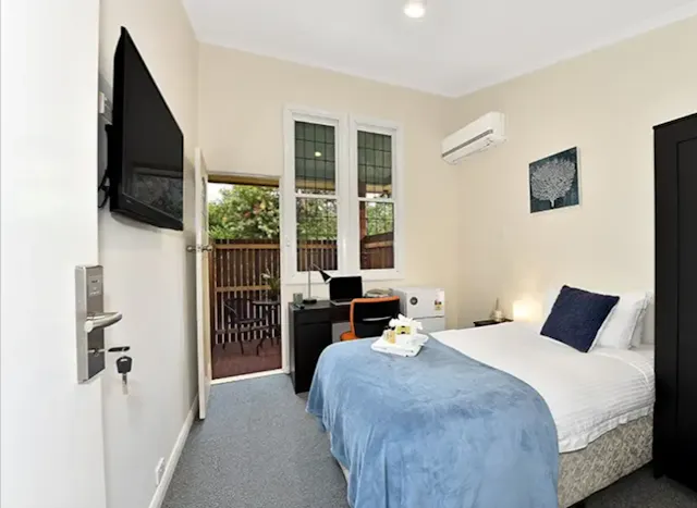 Room 1 room image 1