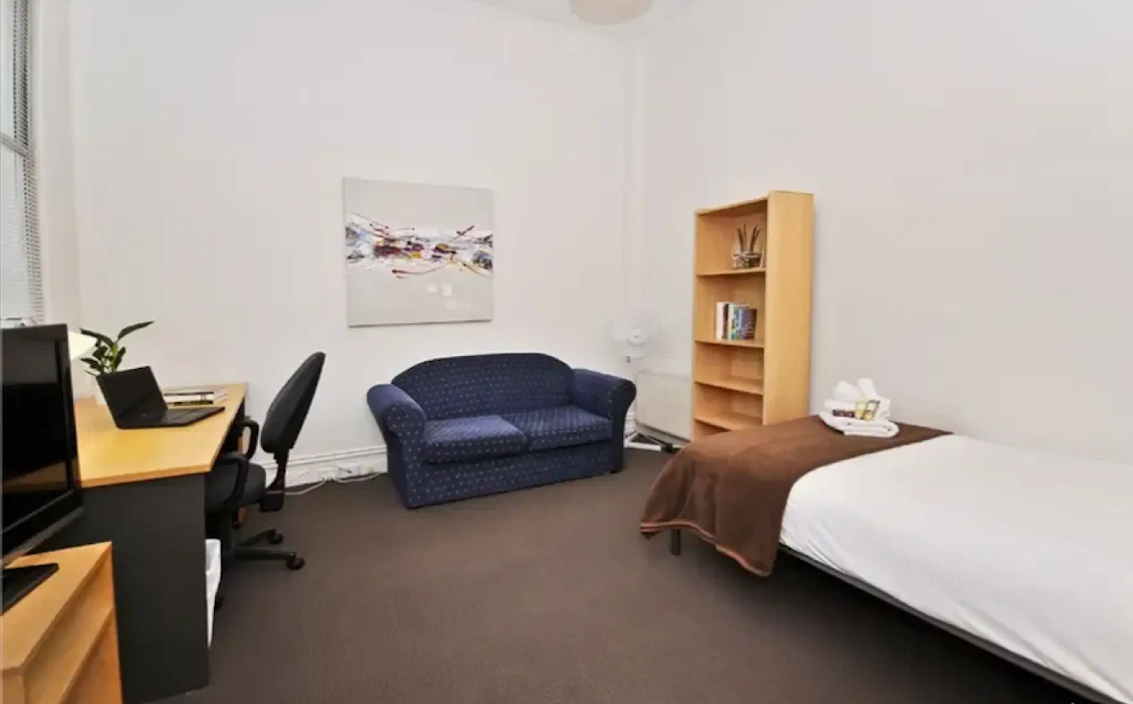 Room 1 ROOM 4
