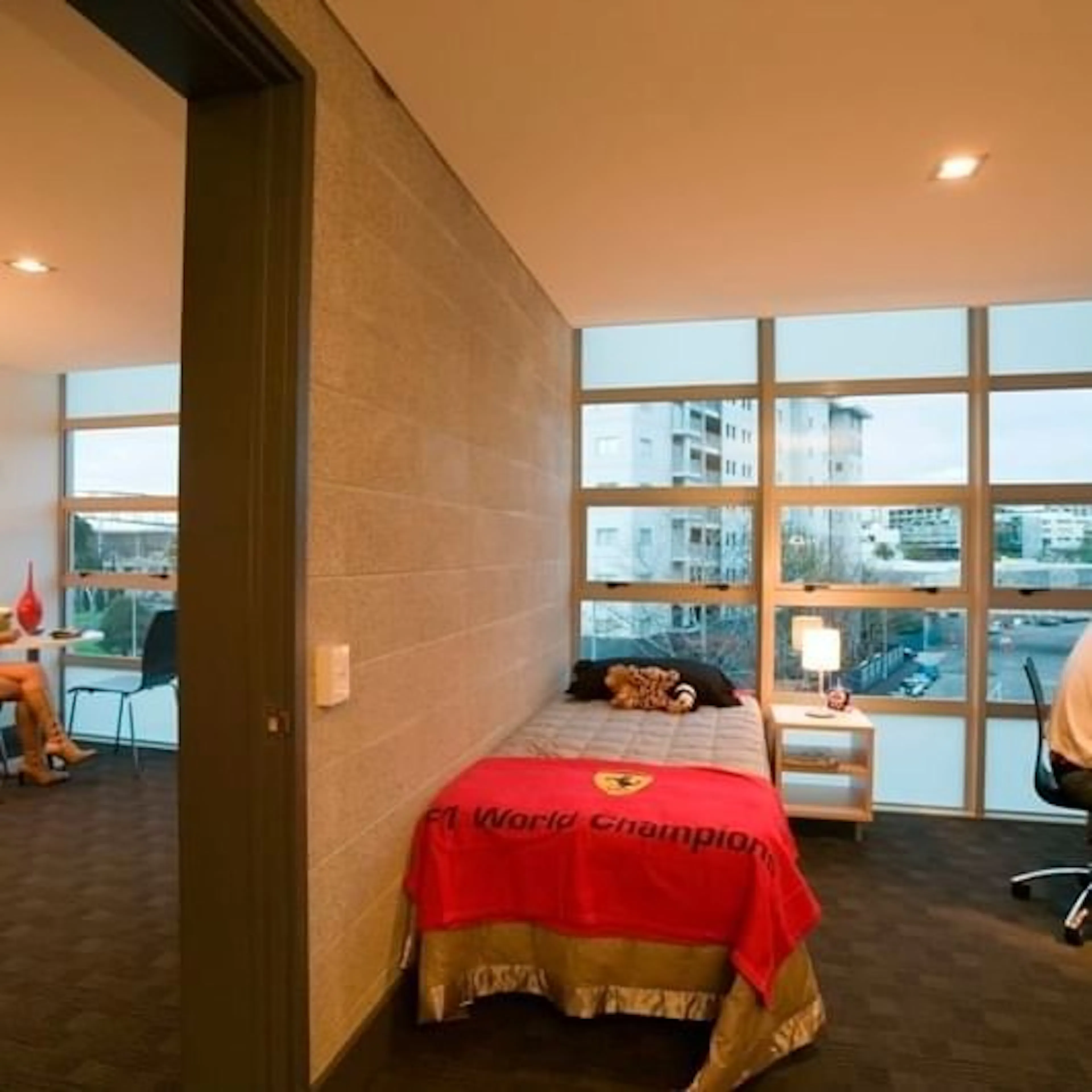 ROOM ROOM 1