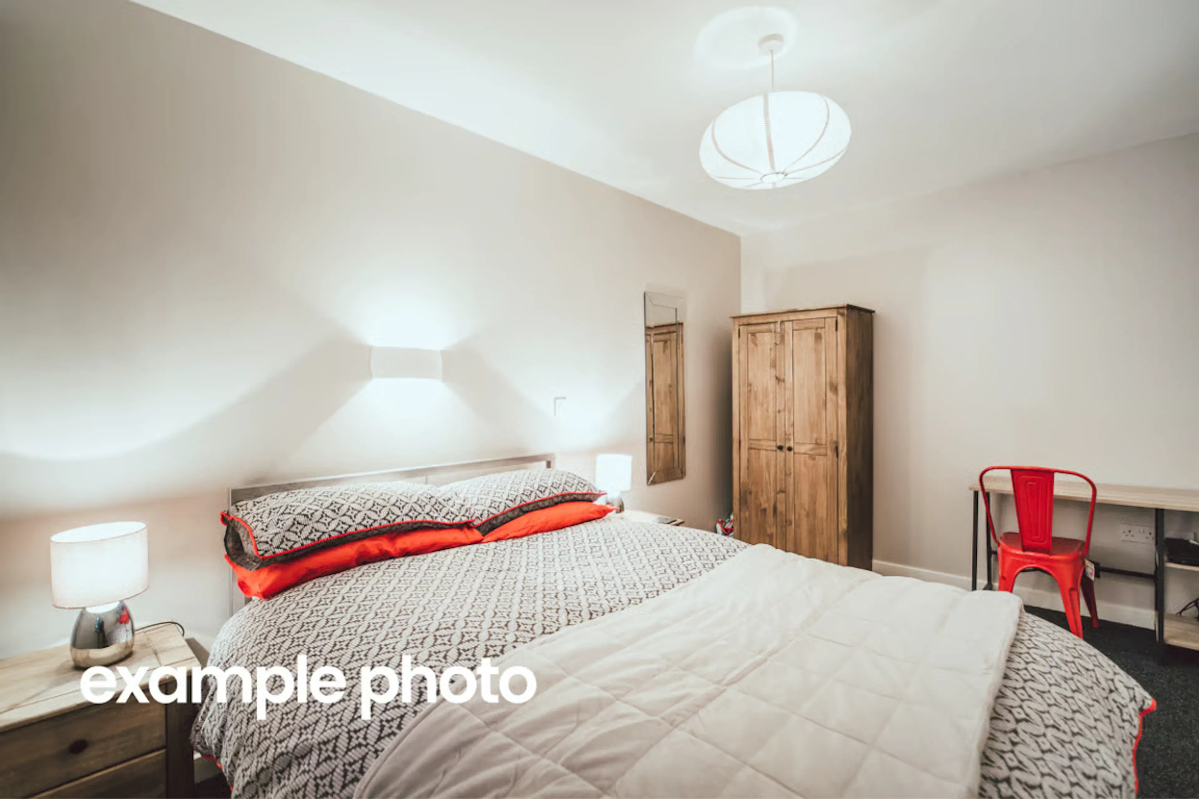 Flat 4, 3 Bedroom Apartment ROOM 1