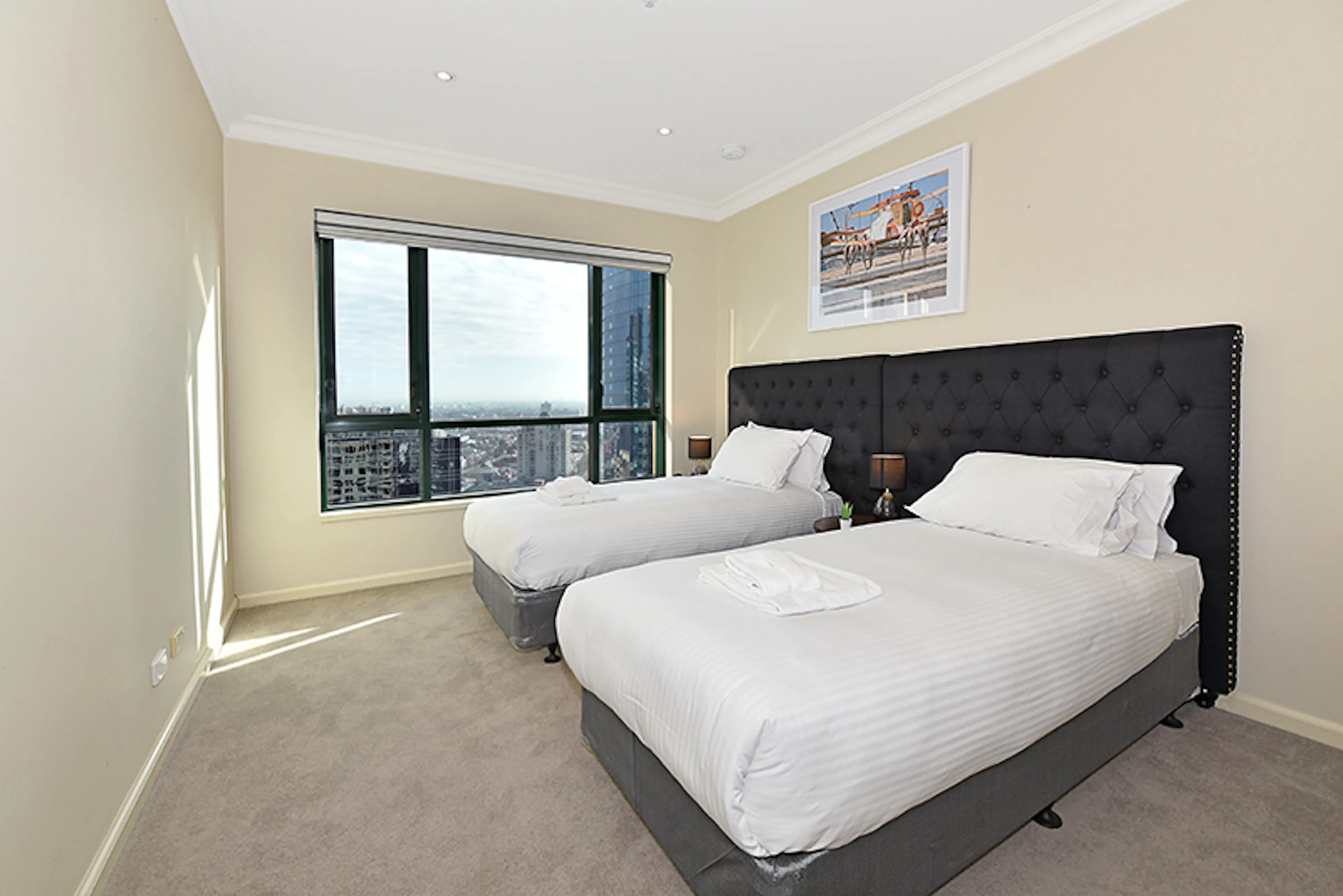 𝟐 𝐁𝐞𝐝𝐫𝐨𝐨𝐦 Apartment (3008) ROOM 2