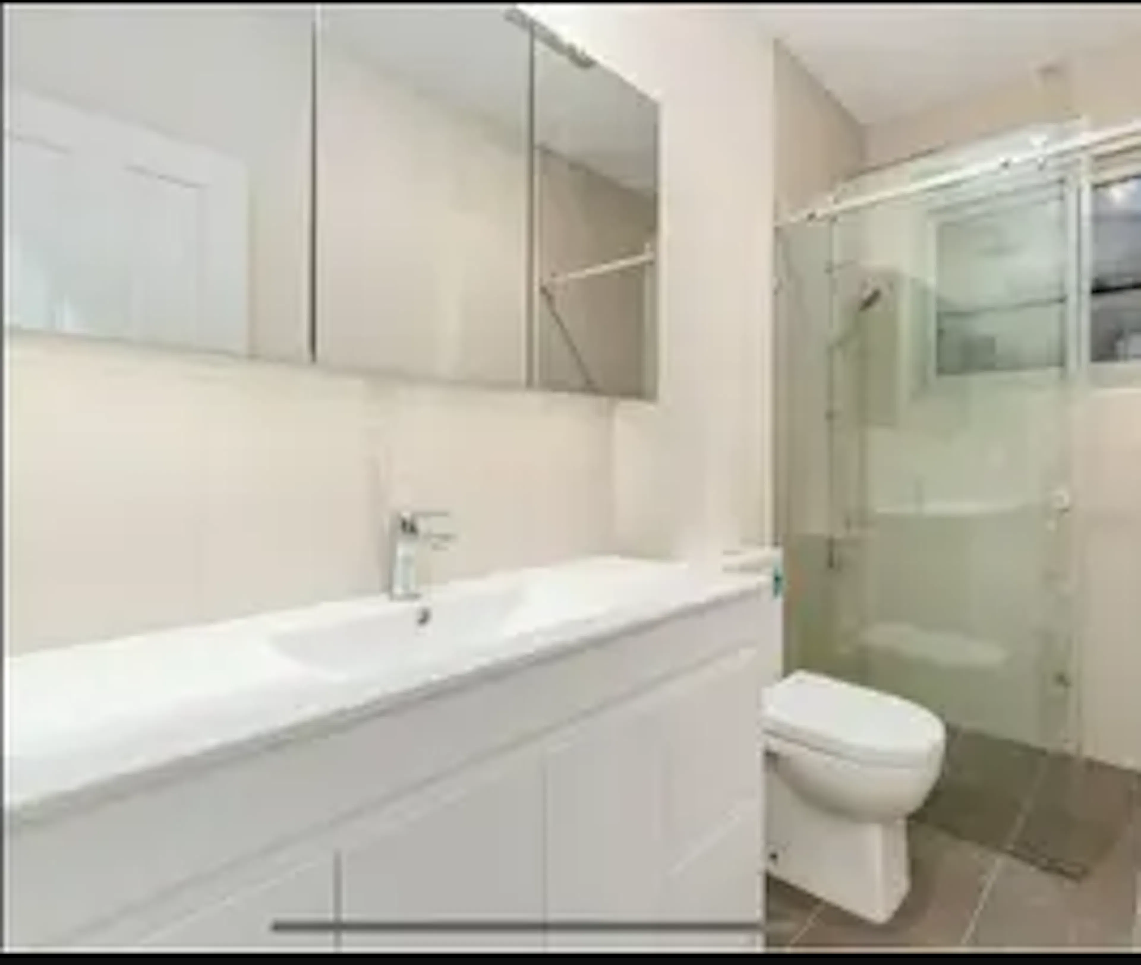Room 3 BATHROOM 2