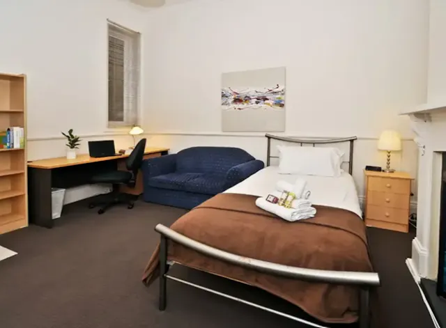 Room 4 room image 1