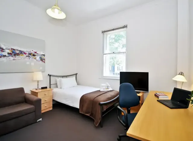 Room 7 room image 1