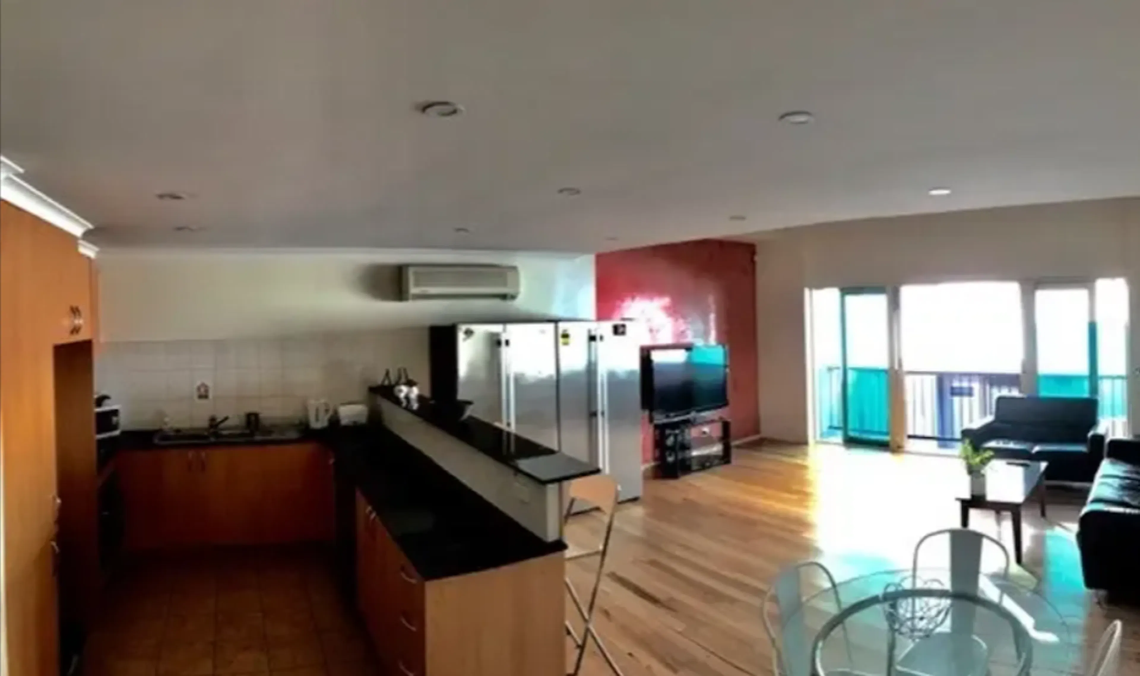 Room 8 KITCHEN 4