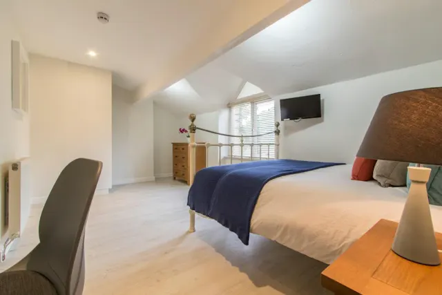 6 Bedroom Apartment room image 2