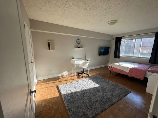 Silver Plus Studio  room image 1