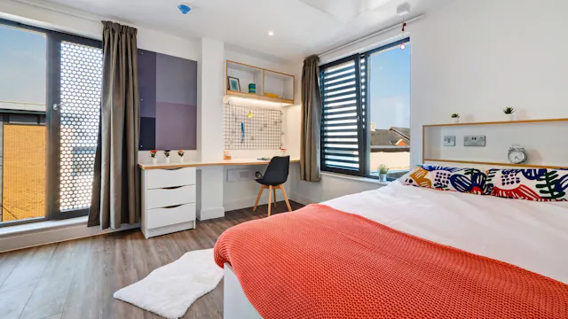 Studio Platinum room image 1