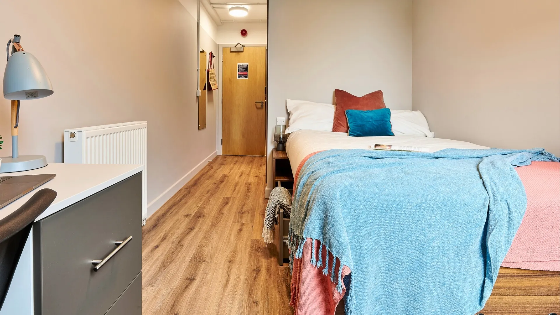 the-helix-london-Silver En-Suite