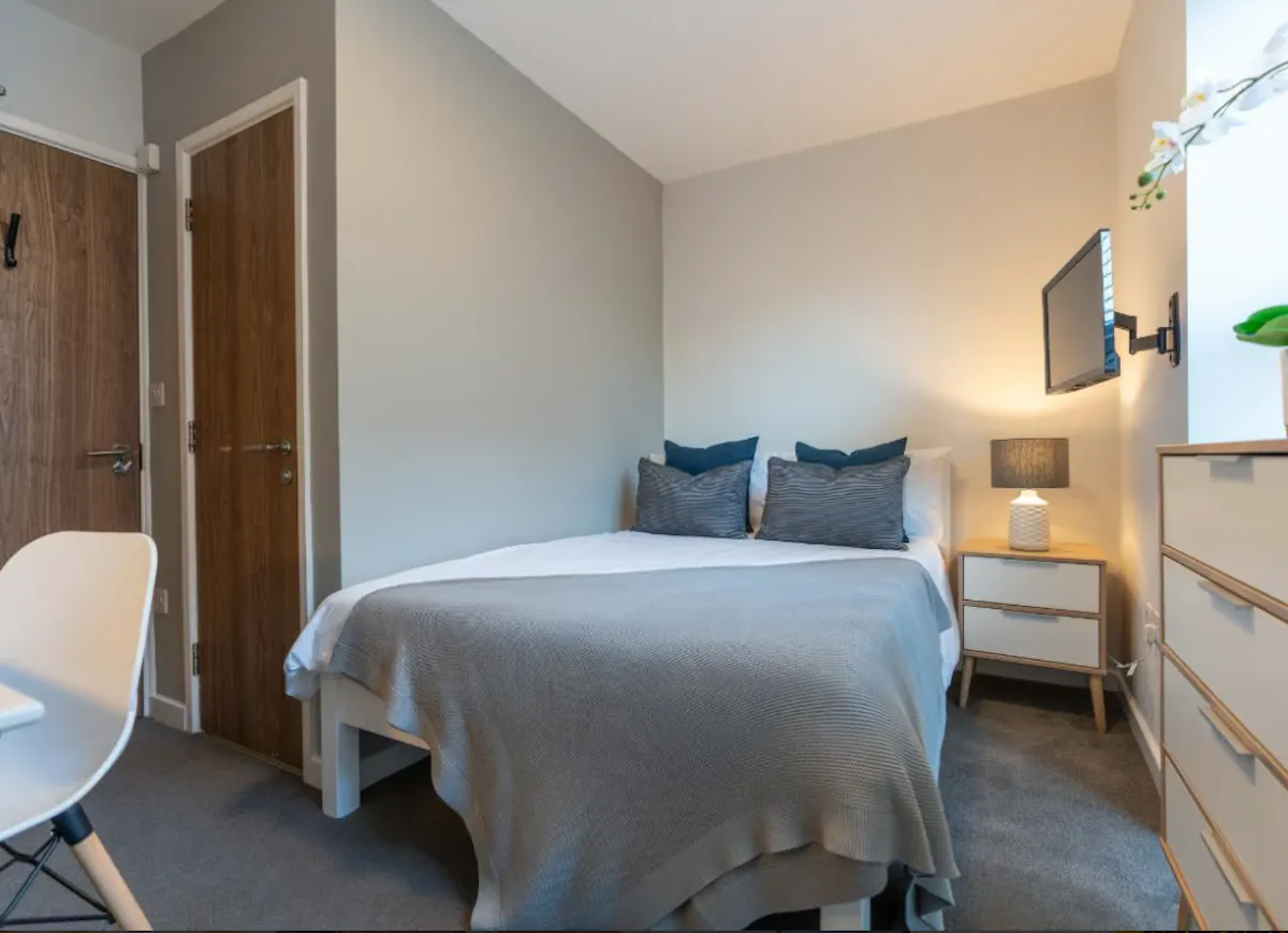 3 Bedroom Apartment ROOM