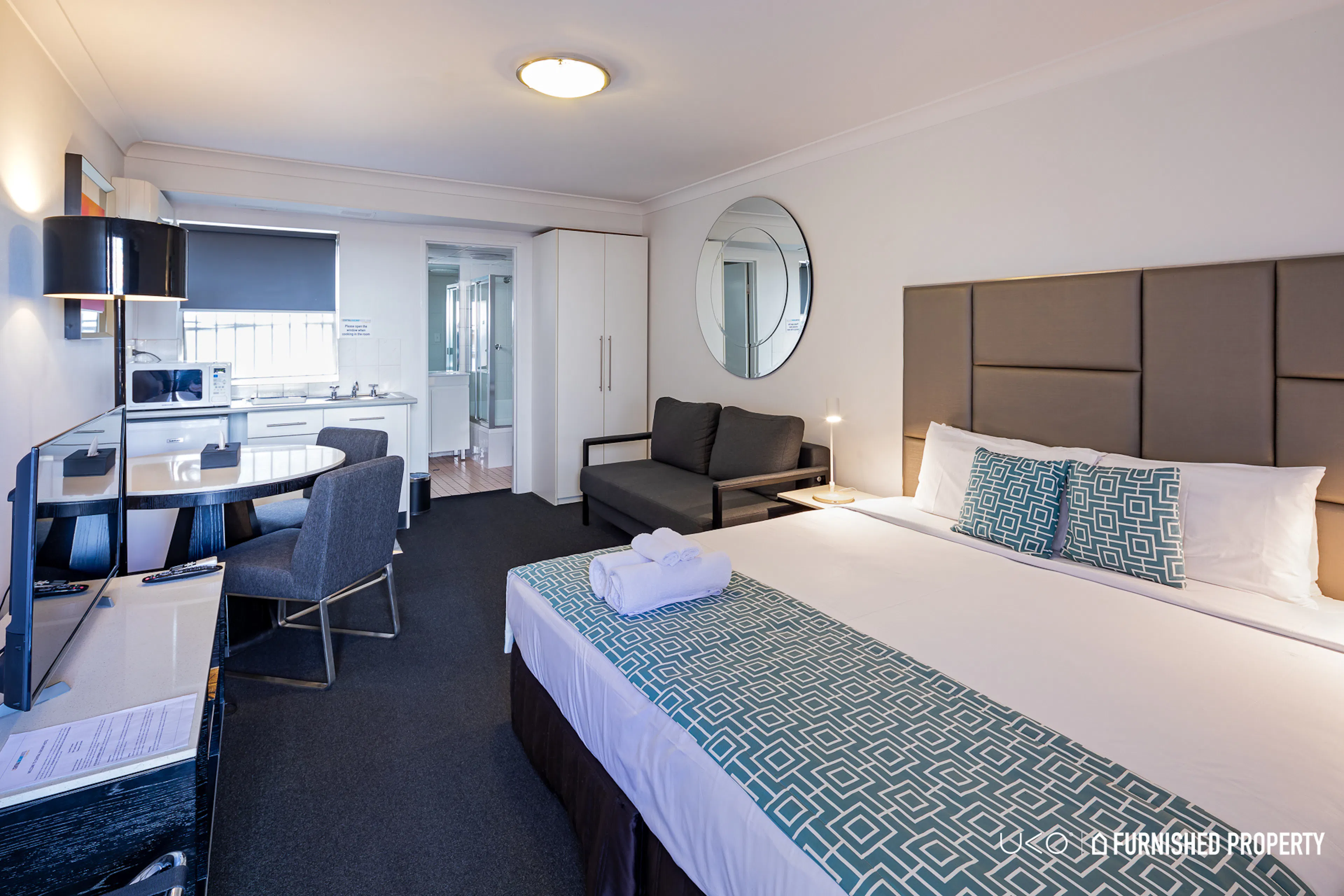 ROOM ROOM 4
