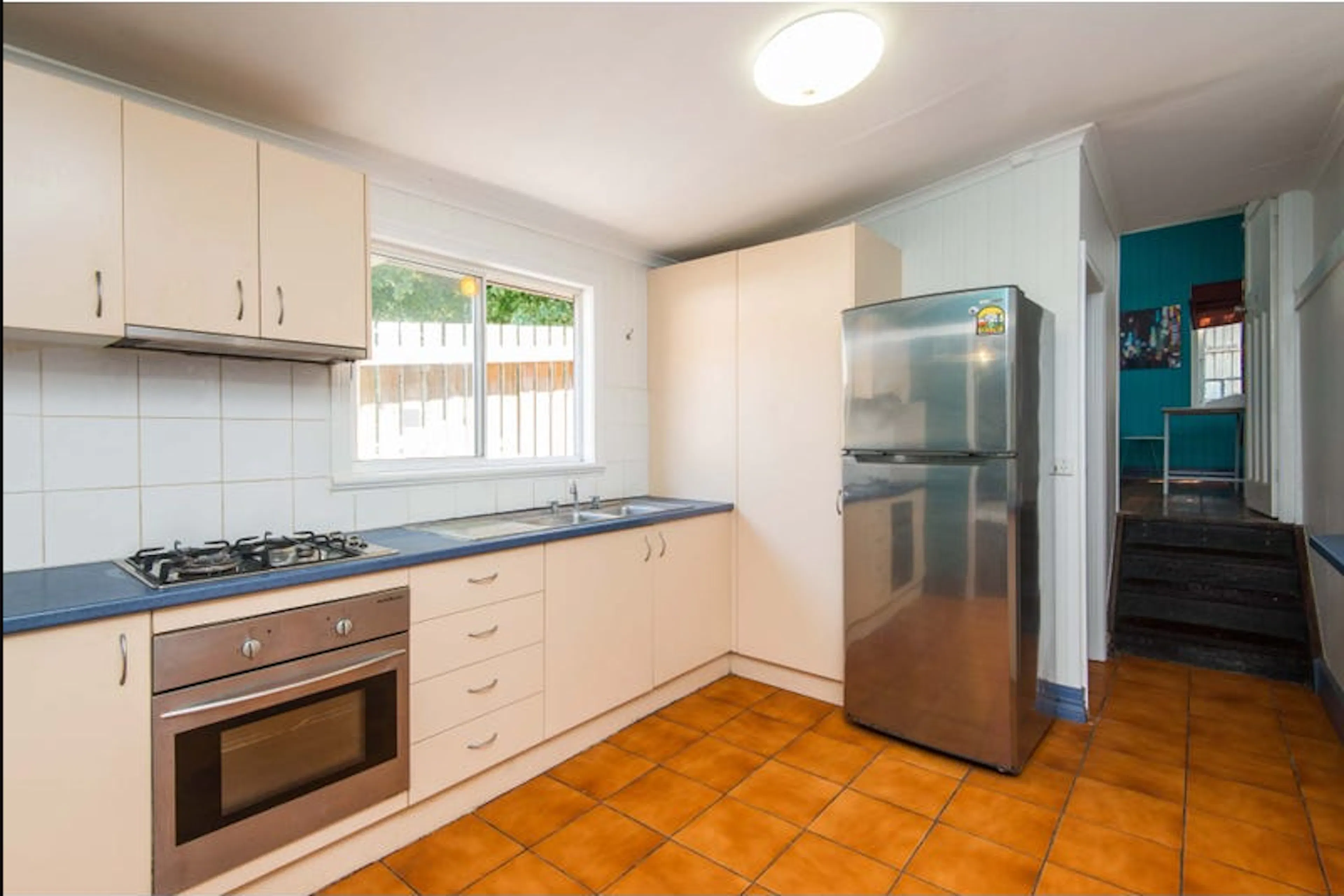 Refreshing Single Room KITCHEN 2