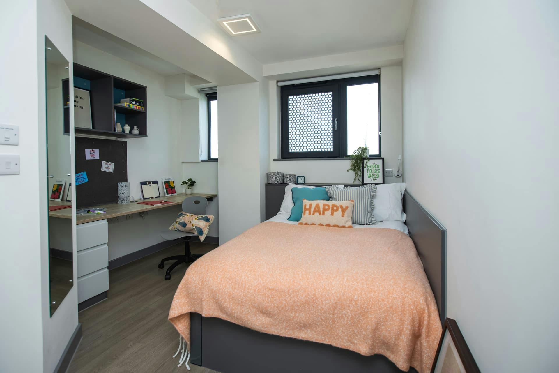 Bronze Ensuite Penthouse Level