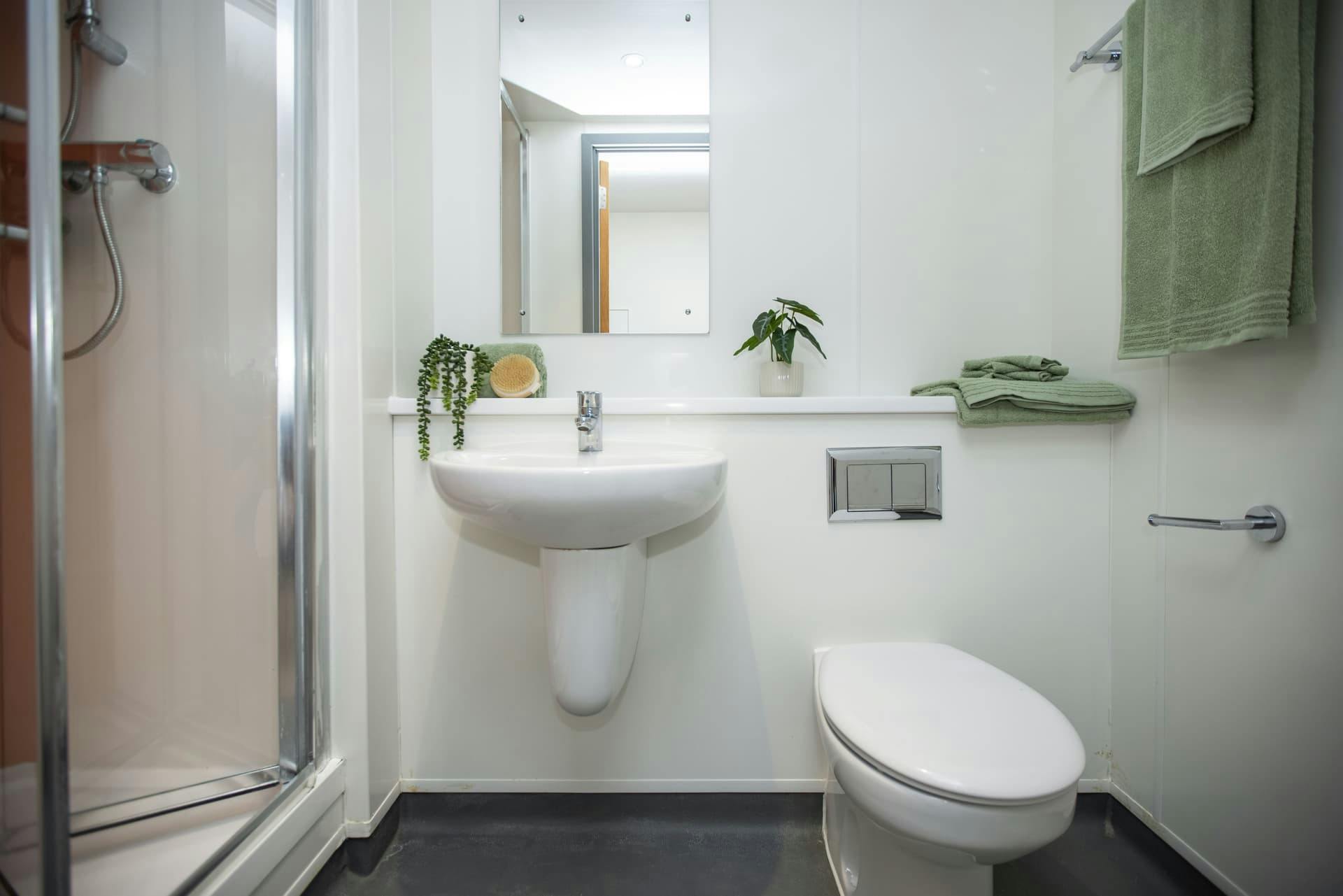 Bronze Ensuite Penthouse Level