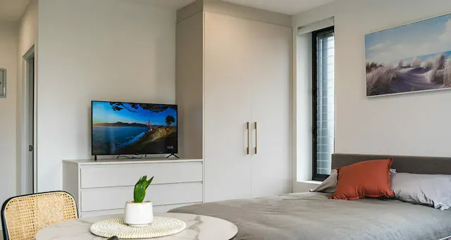 Courtyard Studio room image 1