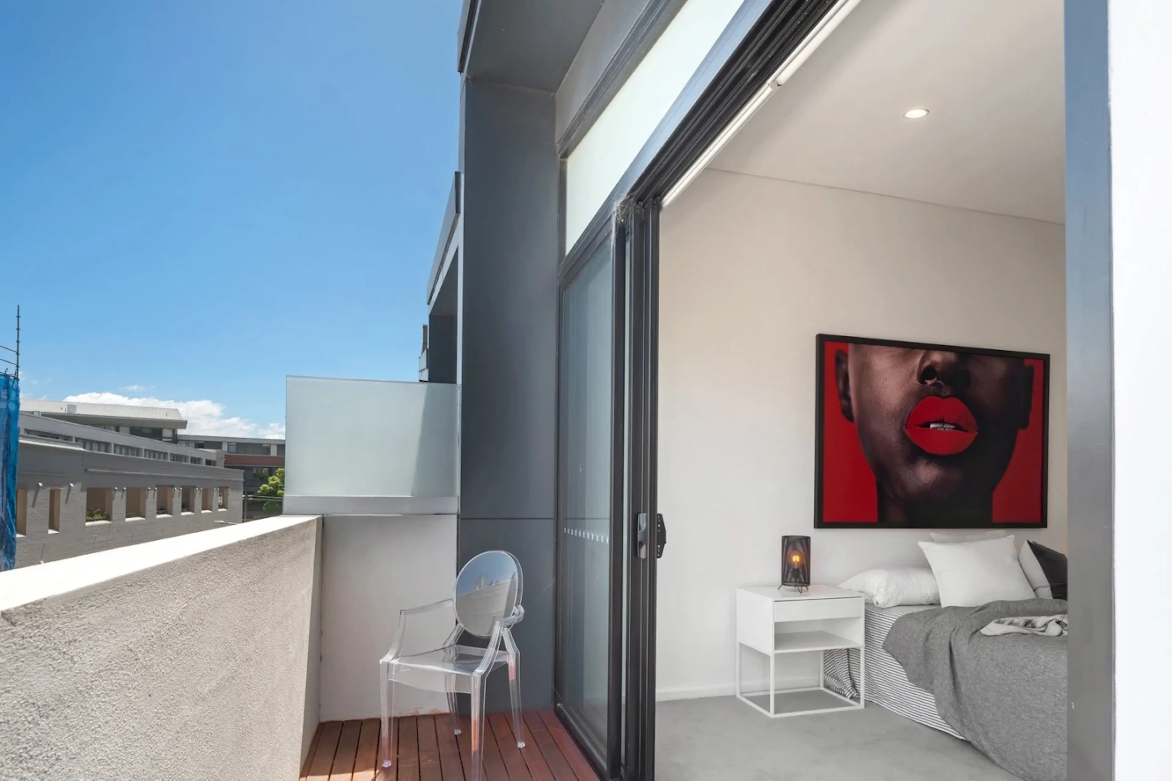 3 Bedroom Apartment with Terrace ROOM 2