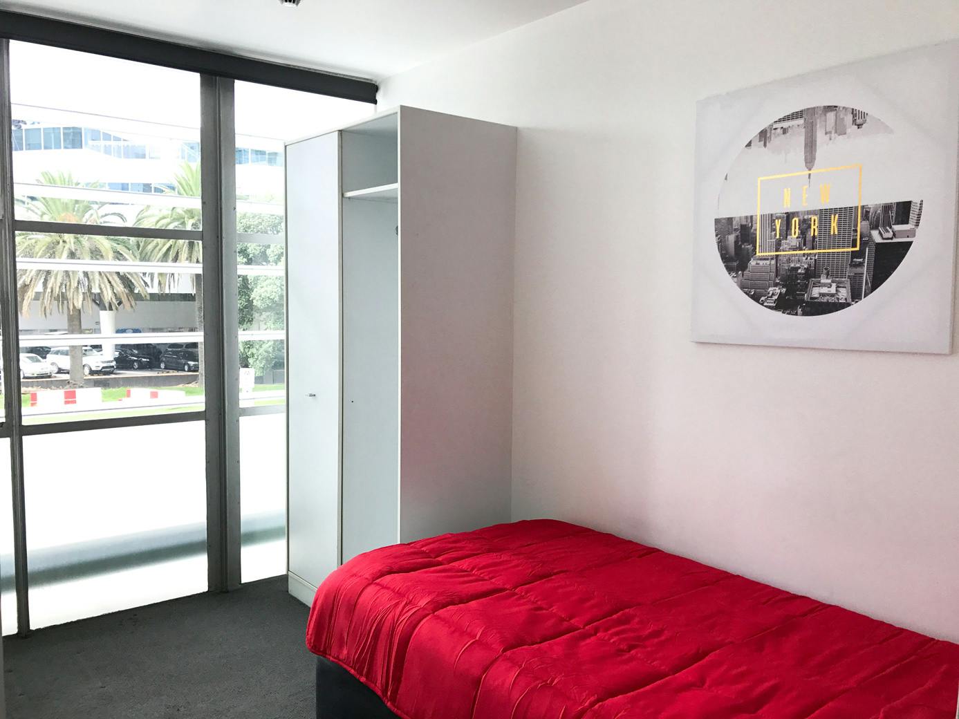 85-beach-road-auckland-Apartment 102 (5 bedrooms & 2 bathrooms)