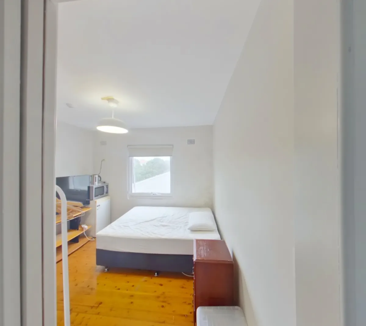 Room 18 (Ensuite) ROOM