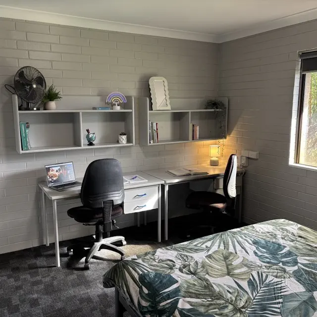 3 Bedroom Apartment South Double Bed room image 3