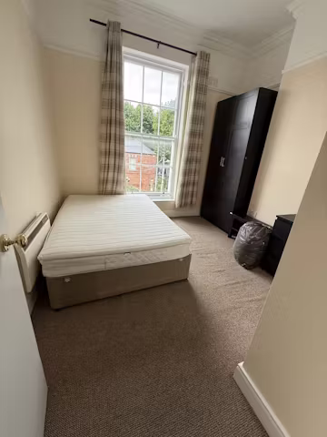 charles-street-dublin-ROOM-1