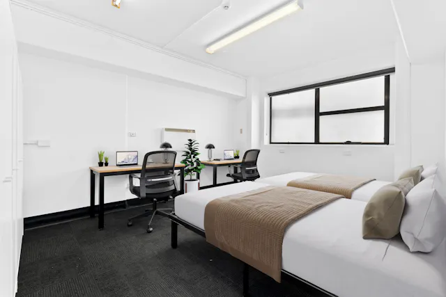 Deluxe Studio room image 1
