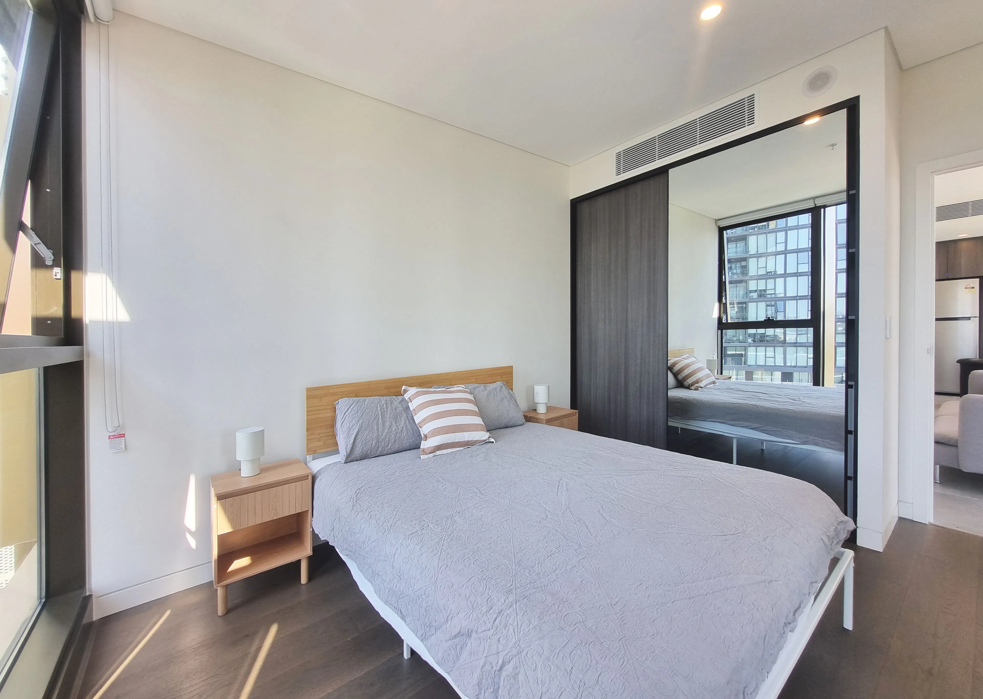 2 Bedroom Apartment ROOM 1