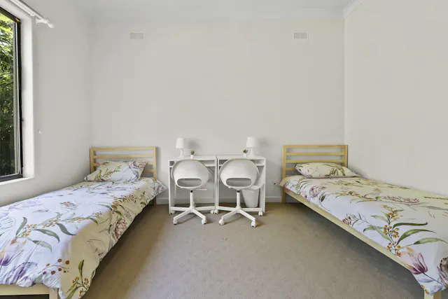 1 Room (Non - Ensuite) room image 1