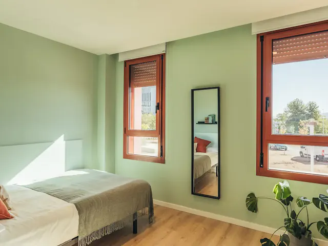 Premium Studio PMR room image 2