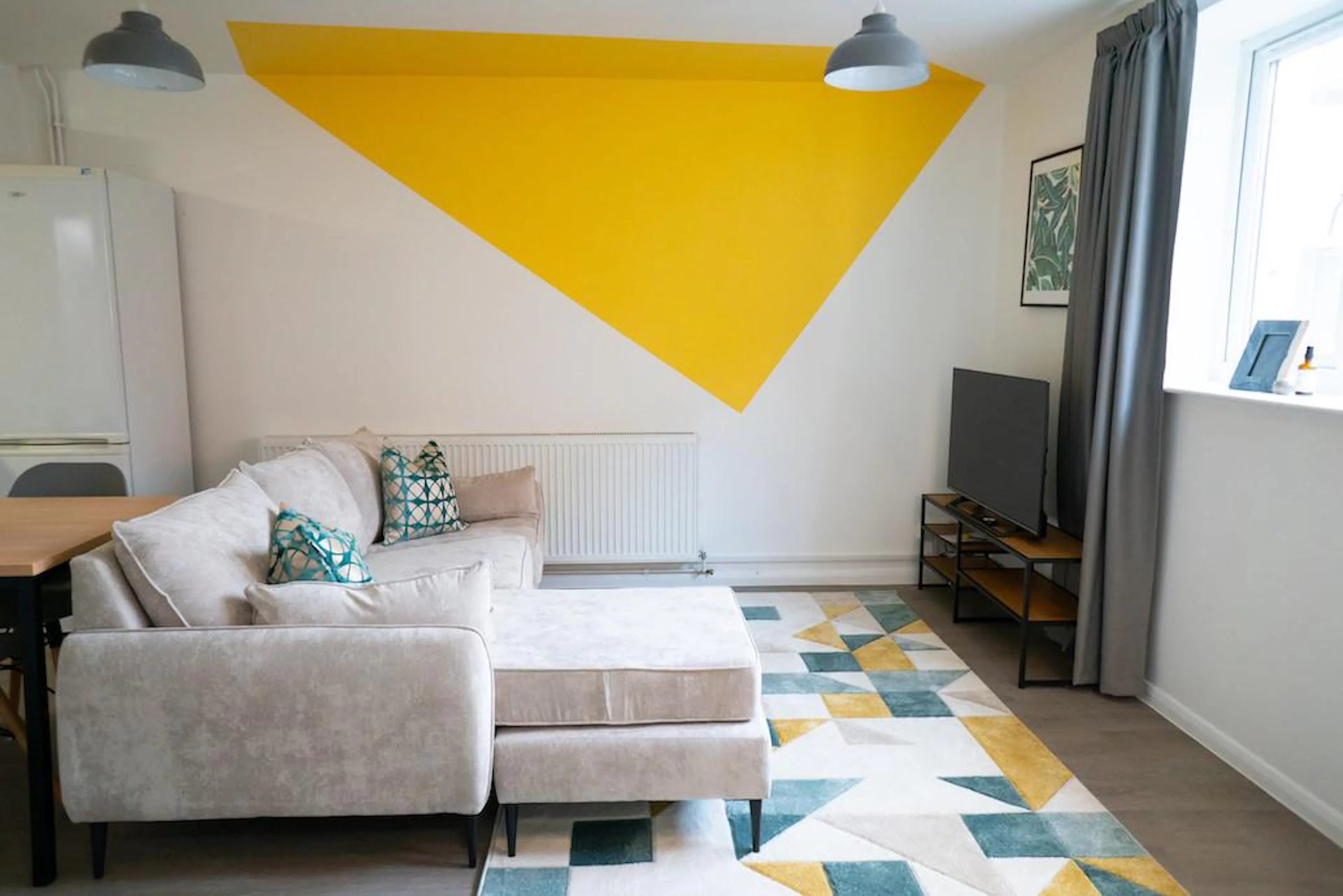 5 Bed Apartment ROOM 4