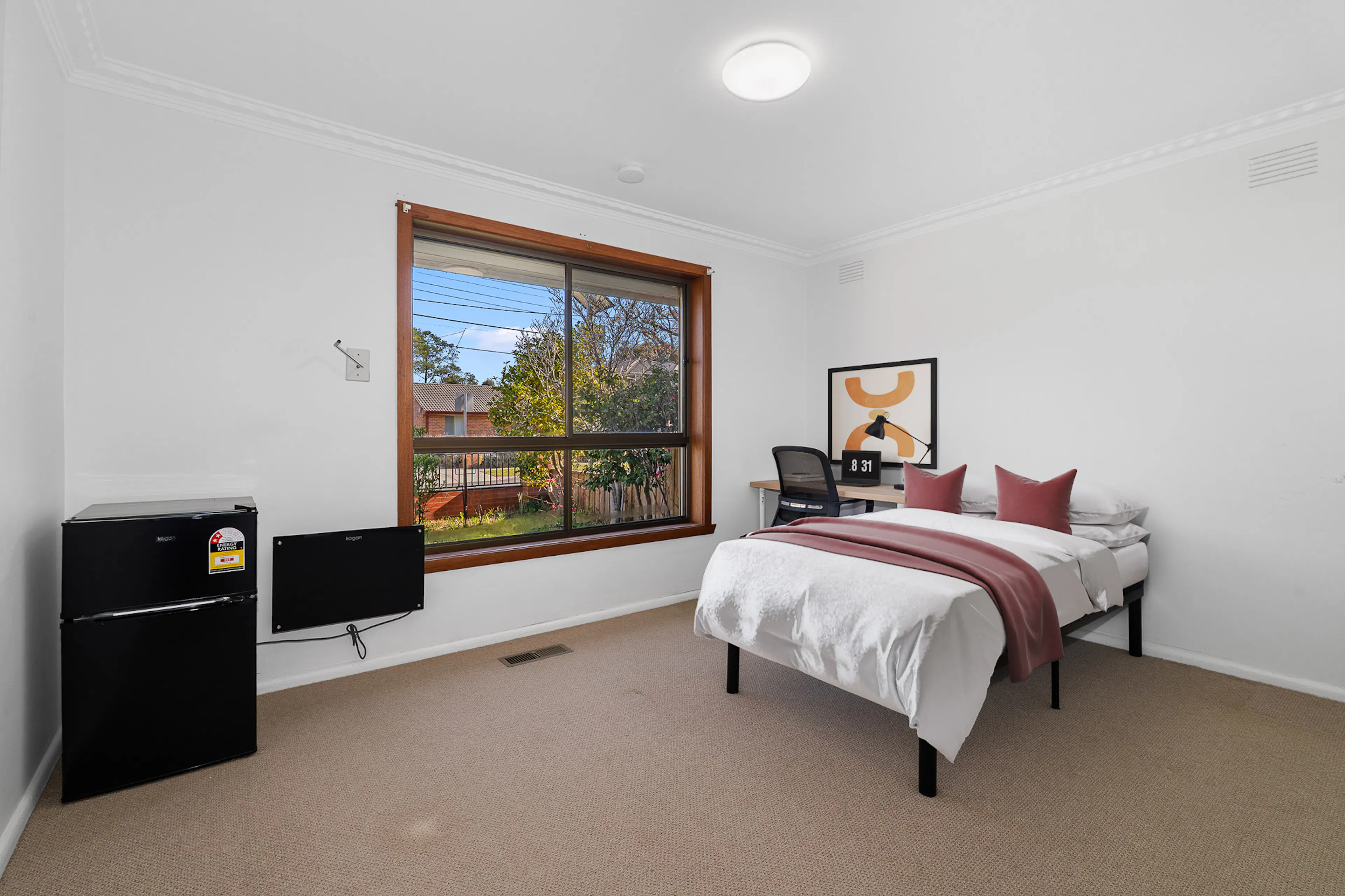 Single Room ROOM 1