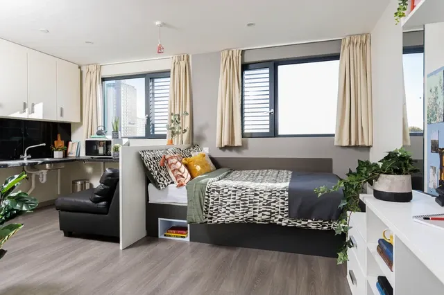 Partly Accessible Studio Double