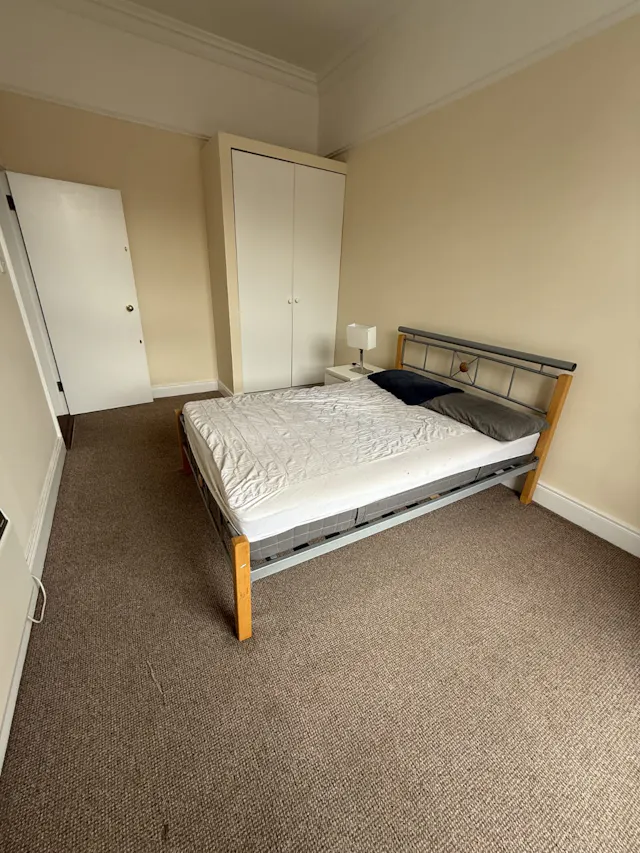 Triple Room room image 2