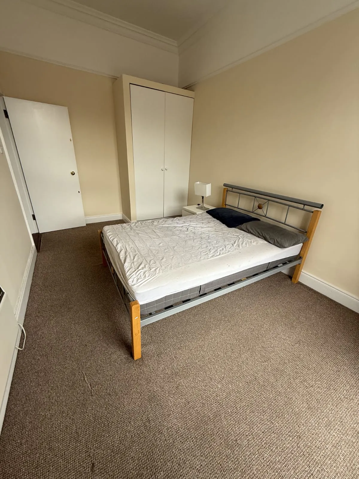 charles-street-dublin-Triple Room