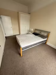 charles-street-dublin-Triple Room