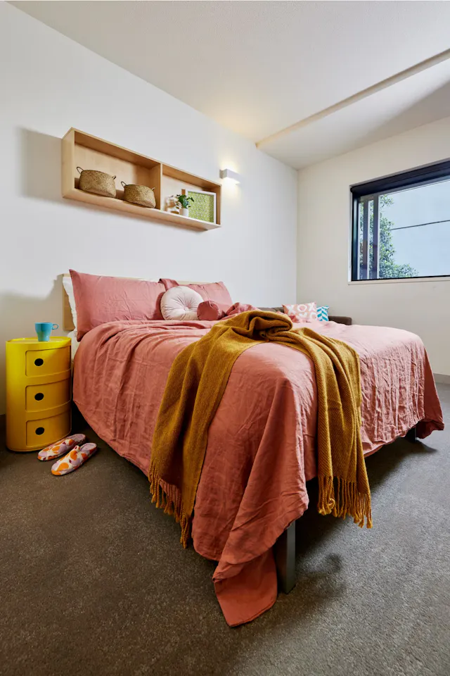 Ultra Studio room image 2