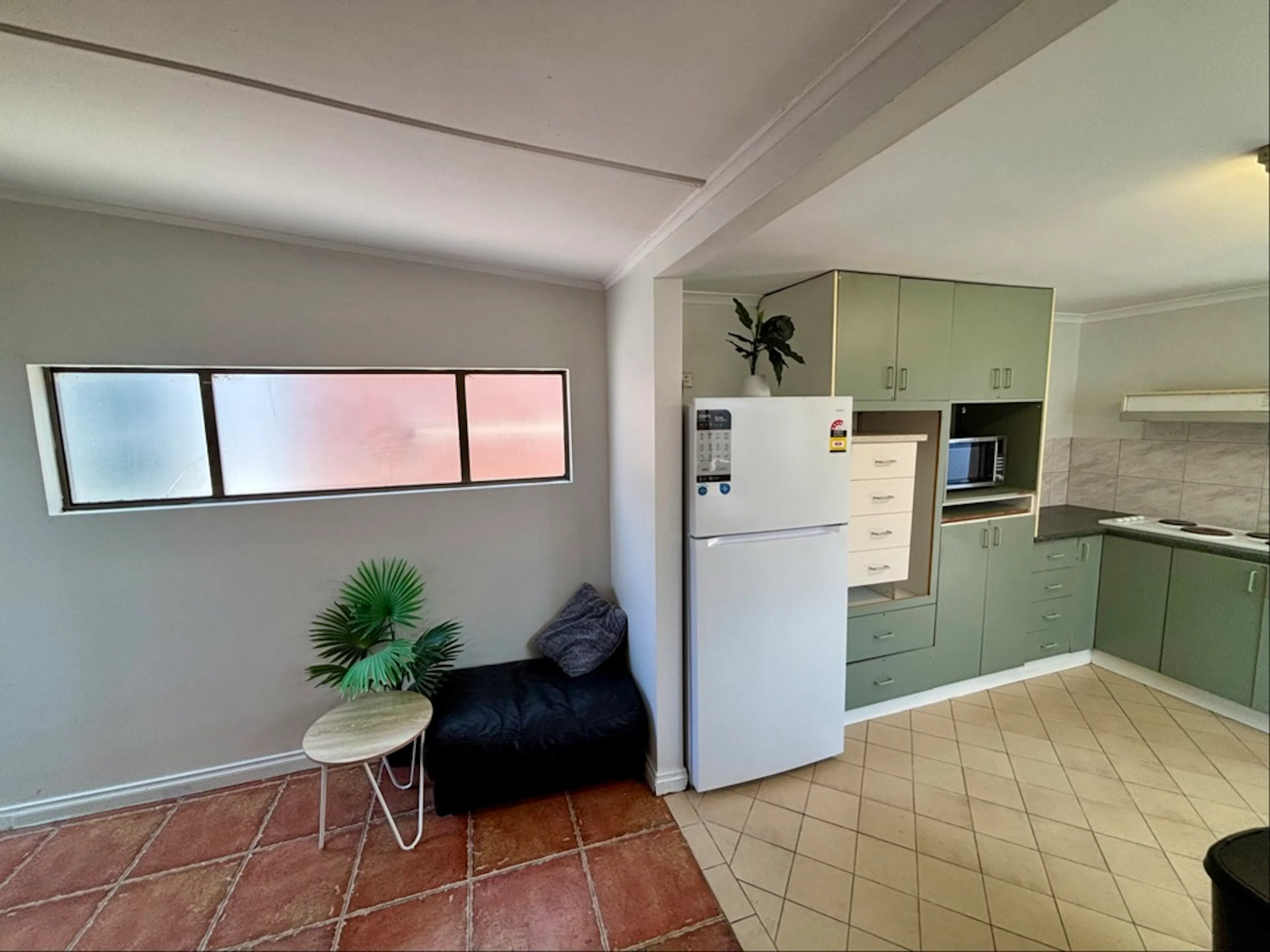 Room 2 KITCHEN 2