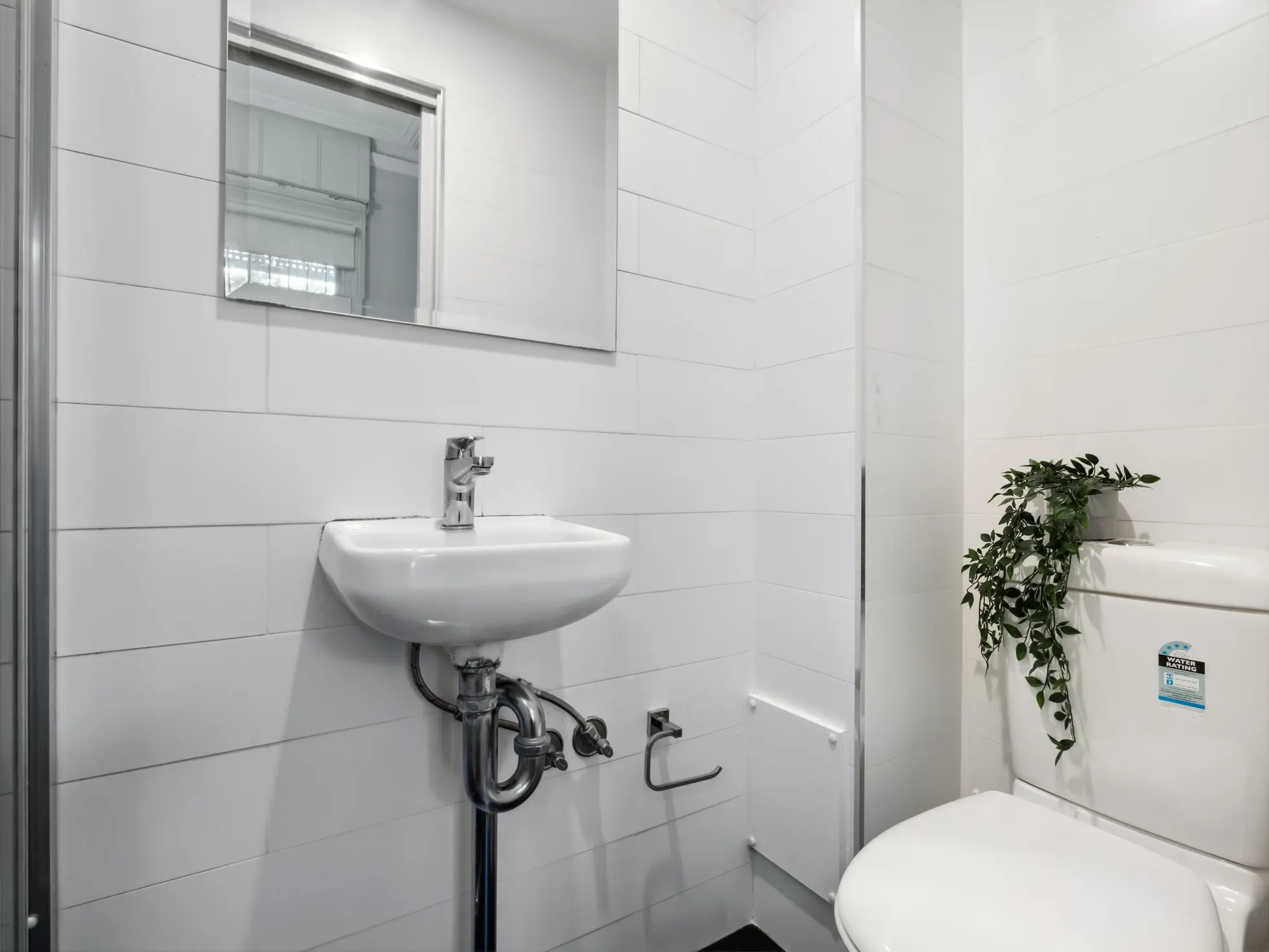 Room 2 BATHROOM 4