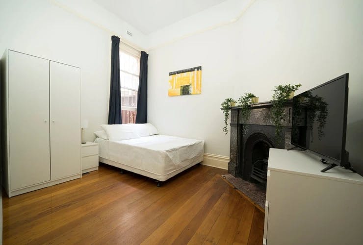 127-abercrombie-sydney-Room 2 bed 2 (Shared)