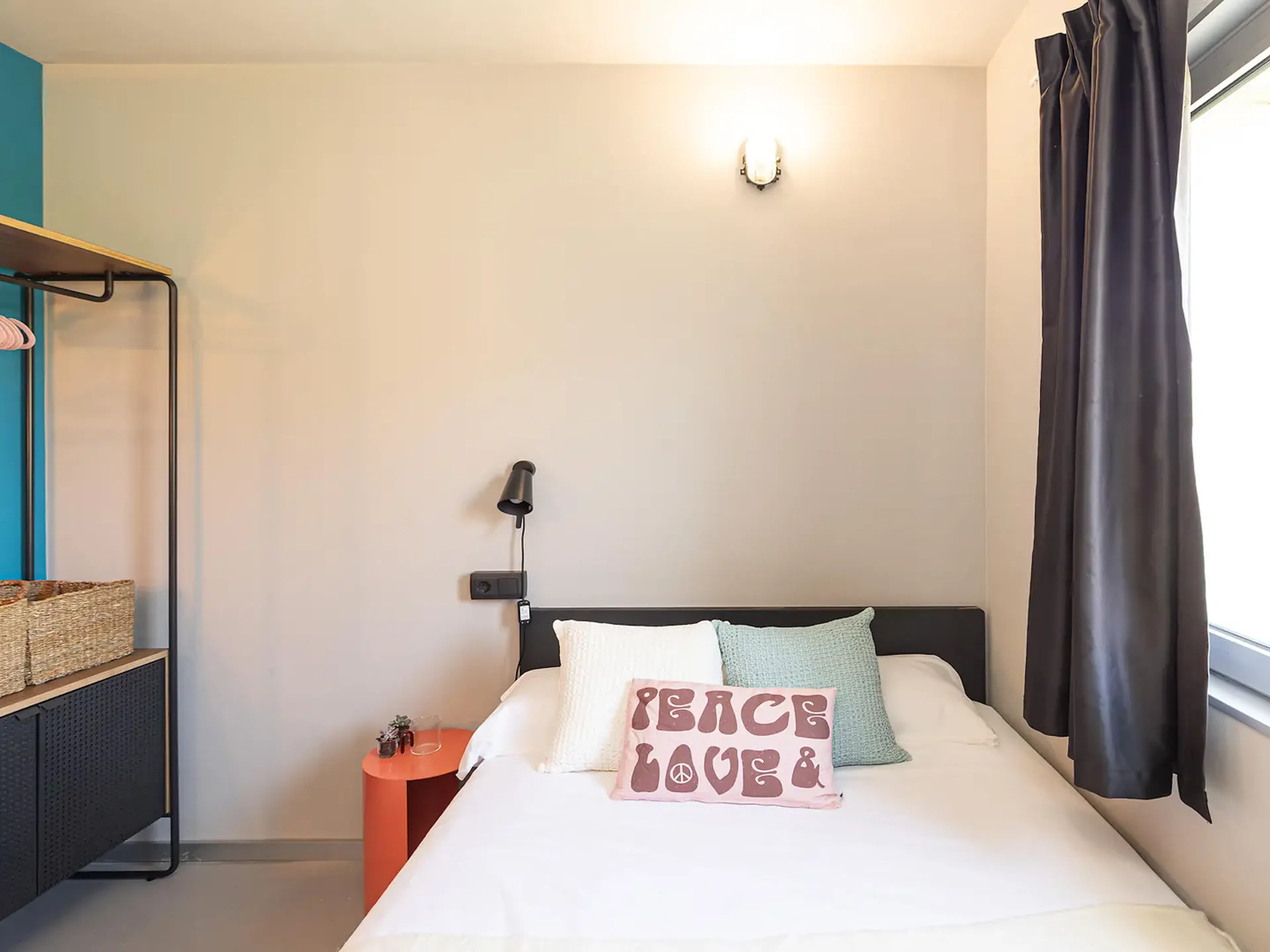 Single Ensuite Room ROOM 2