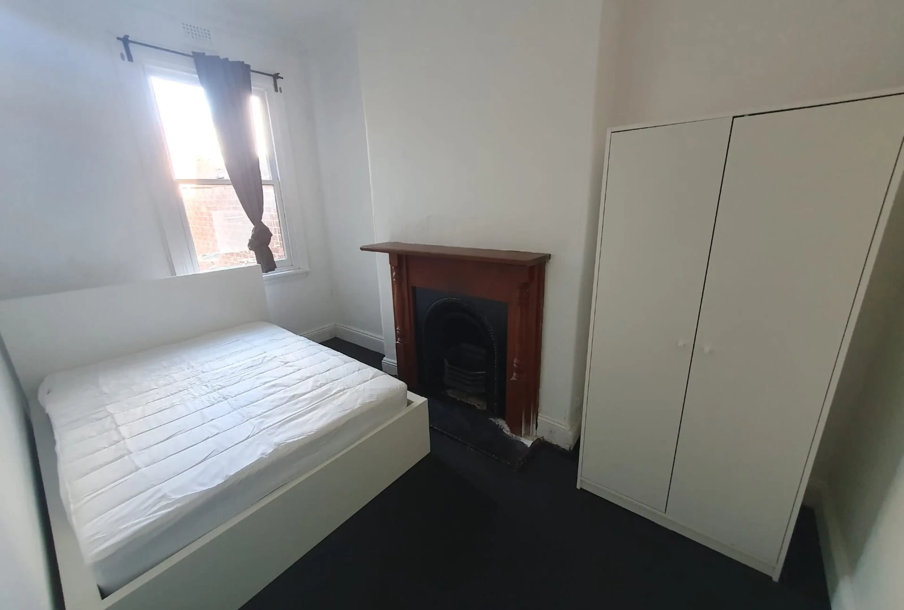 Room 2 ROOM 1