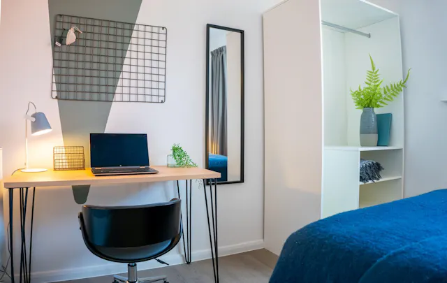 5 Bed Apartment room image 8