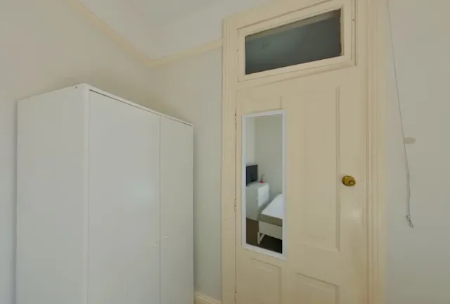Room 4 (standard) room image 3