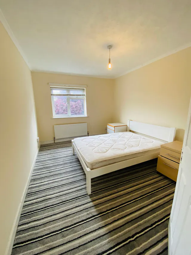 3 Bedroom Apartment room image 3