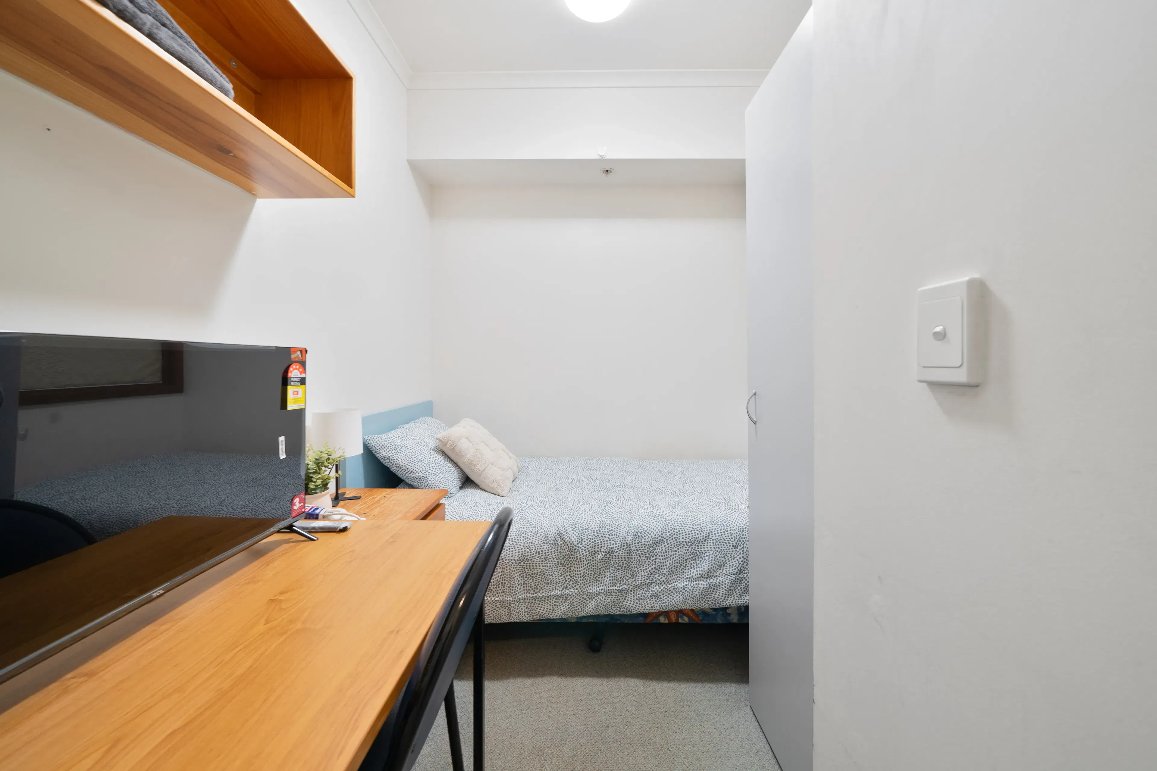Room 3 (Non-Ensuite) ROOM 4