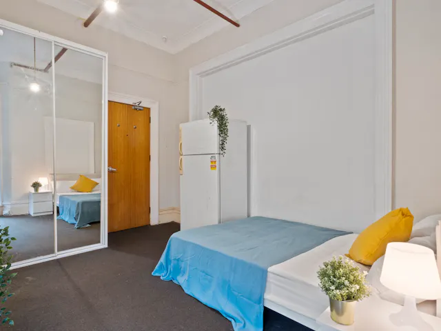Room 3 (Ensuite) room image 3